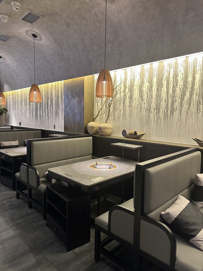 湊湊火鍋（guō）店家具