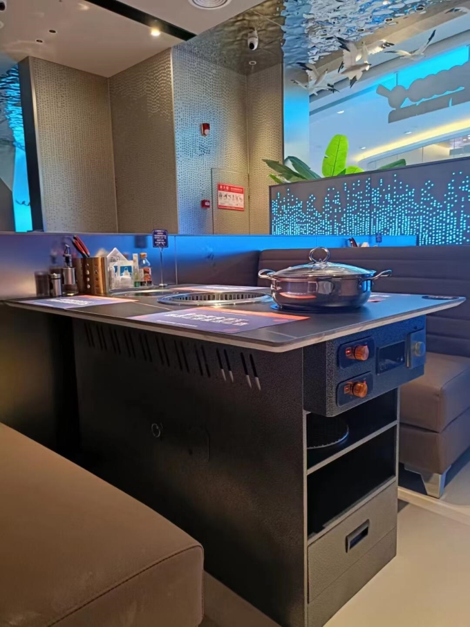 自助（zhù）無煙火（huǒ）鍋烤涮一體桌