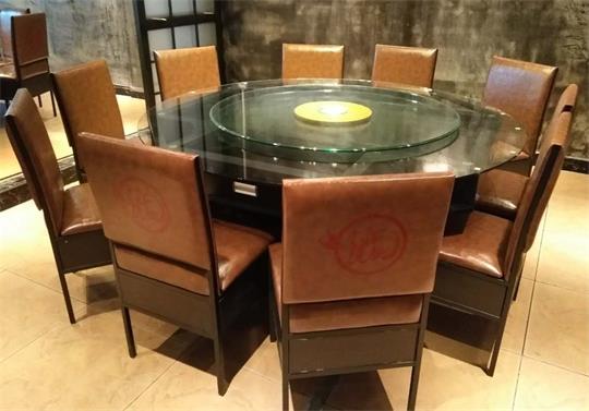 湘聚時尚餐廳包（bāo）房餐桌椅