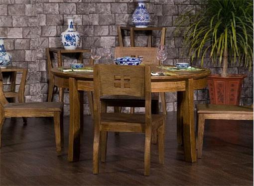 老榆木桌椅（yǐ）