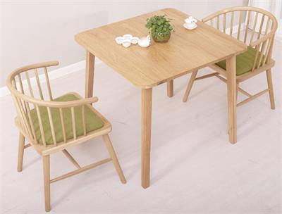 橡木（mù）餐桌椅