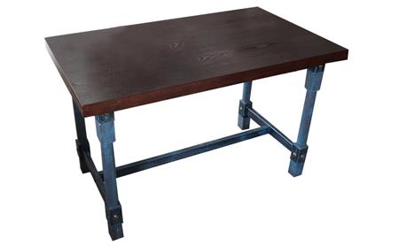 食堂（táng）餐（cān）桌