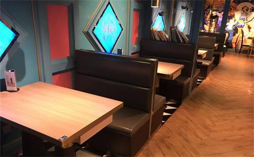 西餐(cān)廳家具