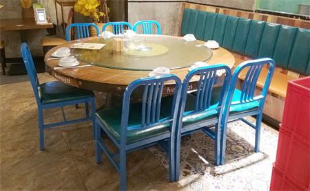 實木餐（cān）廳桌椅