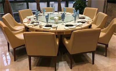 火鍋店桌子椅（yǐ）子