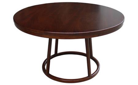 酒店（diàn）餐廳桌子