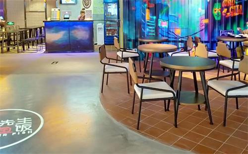 餐（cān）廳桌椅