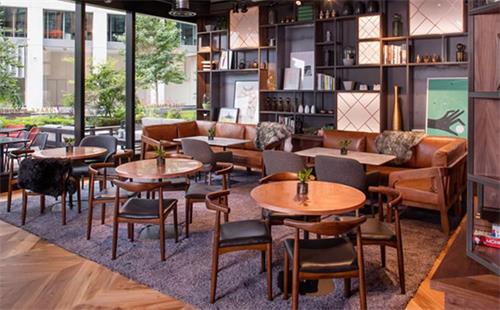 酒（jiǔ）吧桌椅