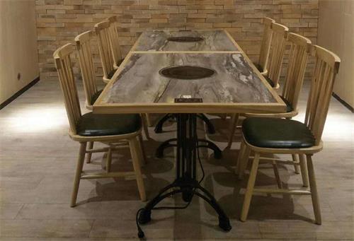 火鍋桌（zhuō）