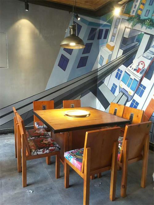 重慶老火鍋桌椅（yǐ）