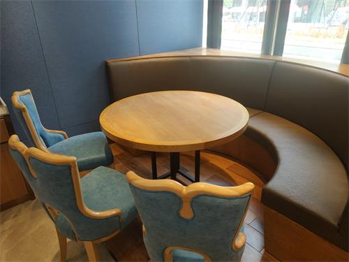 清真西北菜中發（fā）源餐廳（tīng）桌椅