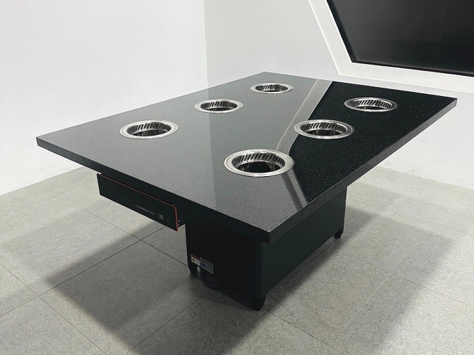 6人（rén）位一人一鍋無煙淨（jìng）化小火鍋桌