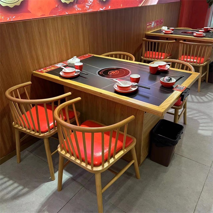 牛肉火鍋實（shí）木（mù）封邊岩板火鍋桌（zhuō）