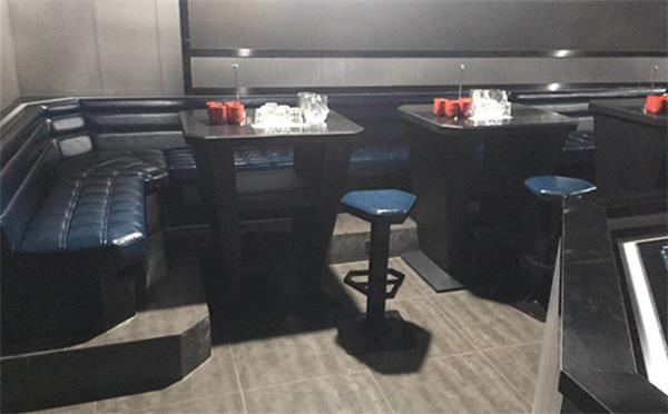 清吧靜吧休閑酒吧沙發桌椅（yǐ）家具