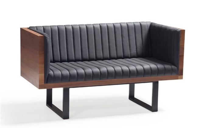 民（mín）謠（yáo）酒吧胡桃實木鐵藝卡座沙發