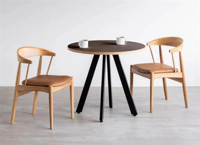 咖啡館（guǎn）簡約休閑兩人位實木餐桌椅