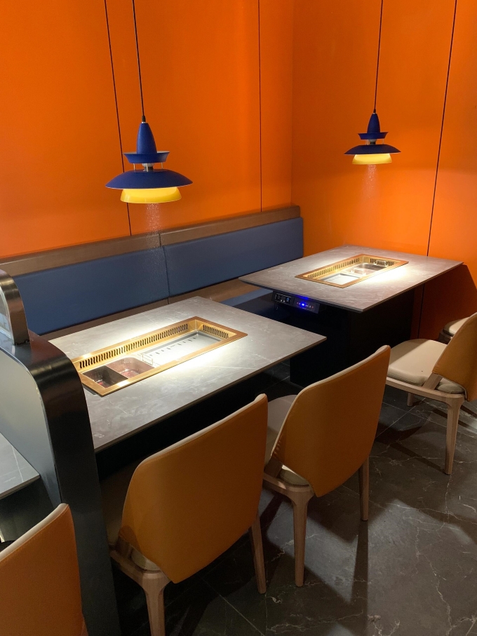 智能無煙淨化火鍋燒烤涮（shuàn）烤一體桌（zhuō）