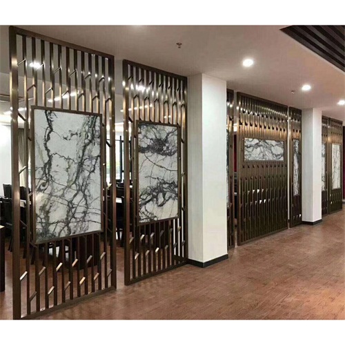 酒店餐廳新中式玫瑰金花（huā）格不鏽鋼（gāng）屏風_不鏽鋼屏風（fēng）製品廠（chǎng）