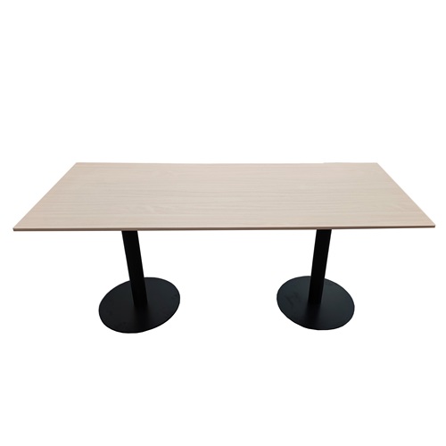 企業食堂六人位桌（zhuō）子_公司飯堂實木桌（zhuō）椅