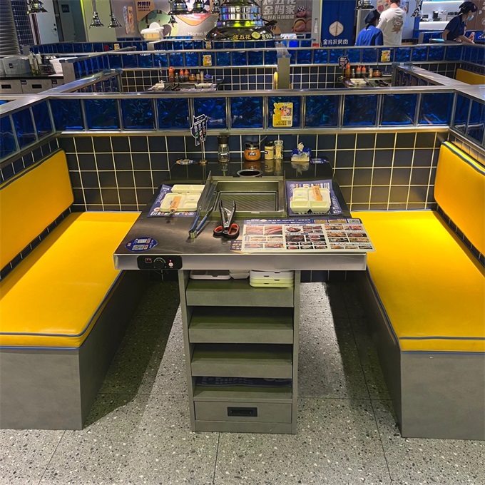 韓式（shì）自（zì）助烤肉店（diàn）無（wú）煙（yān）淨化下（xià）排煙烤肉桌（zhuō）