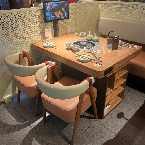 巴奴火鍋現（xiàn）代實木火鍋桌椅