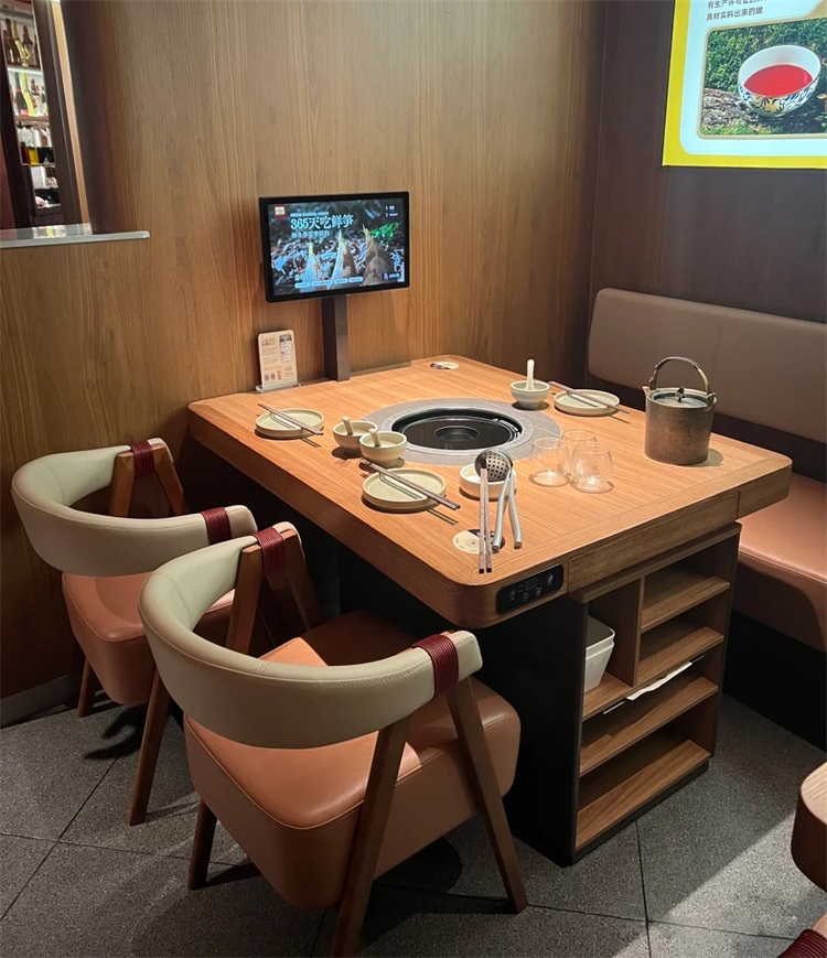 巴奴火鍋現（xiàn）代實木火鍋桌椅（yǐ）