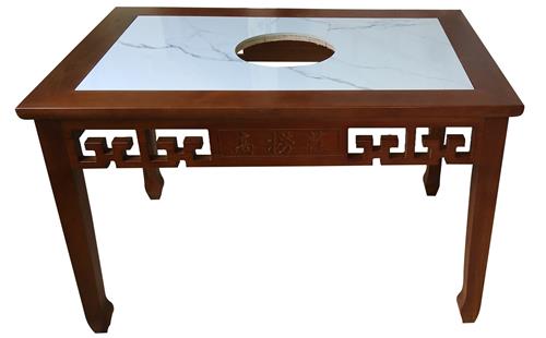 火鍋桌正麵展示