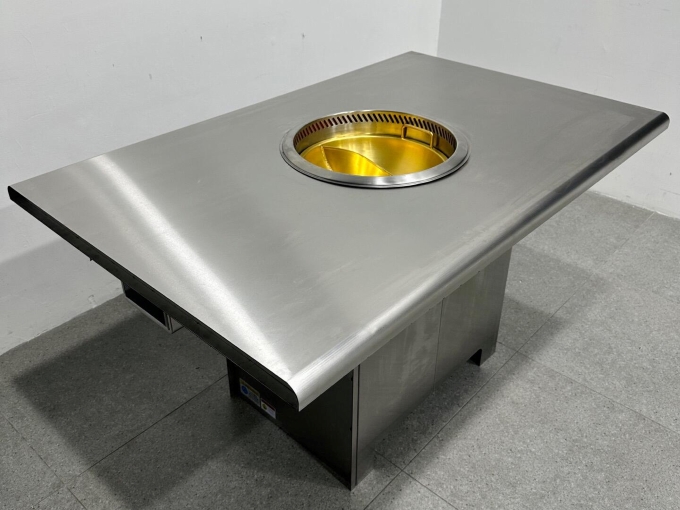 不鏽鋼智（zhì）能無煙淨化火鍋桌