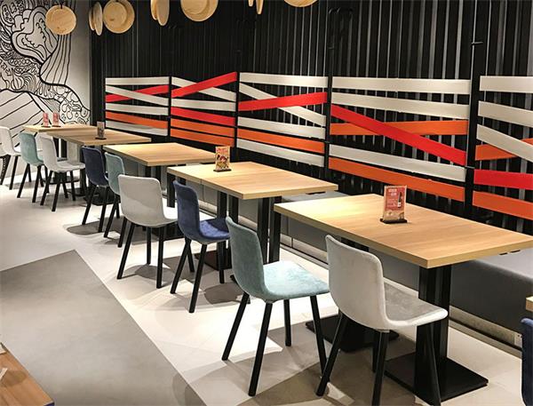 4人位肯德基麥當勞快餐（cān）廳實木桌椅