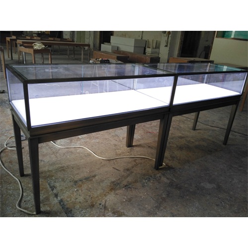 翡翠玉石不鏽鋼珠寶櫃（guì）台_水鍍青古銅珠寶展示櫃