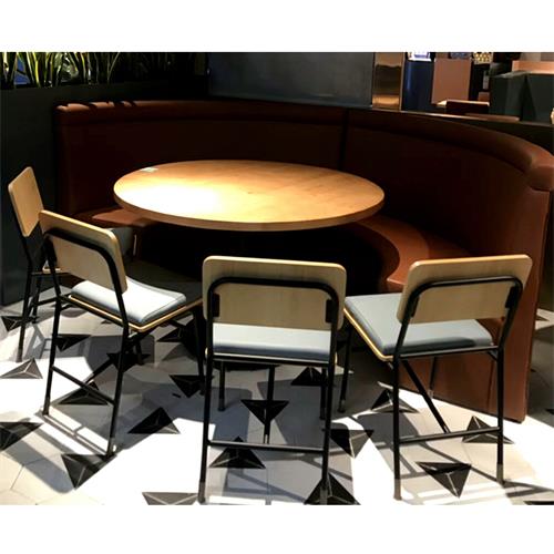 特色酒樓主題餐（cān）廳桌椅_飯店湘（xiāng）菜館包廂圓形實（shí）木桌（zhuō）椅