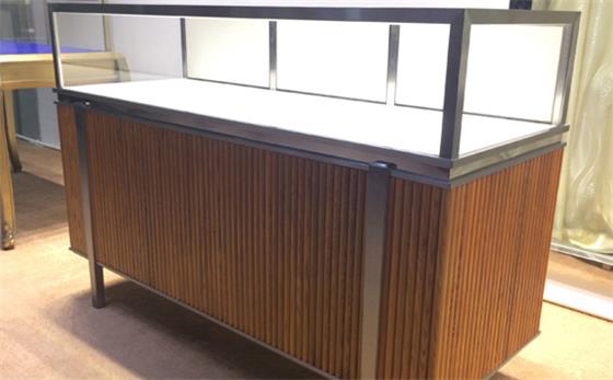 珠（zhū）寶翡（fěi）翠不鏽鋼展示櫃