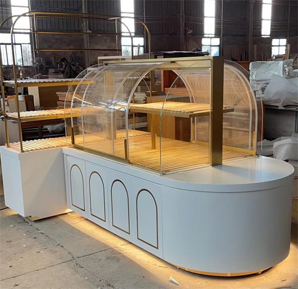 麵包展示櫃（guì）中島邊櫃