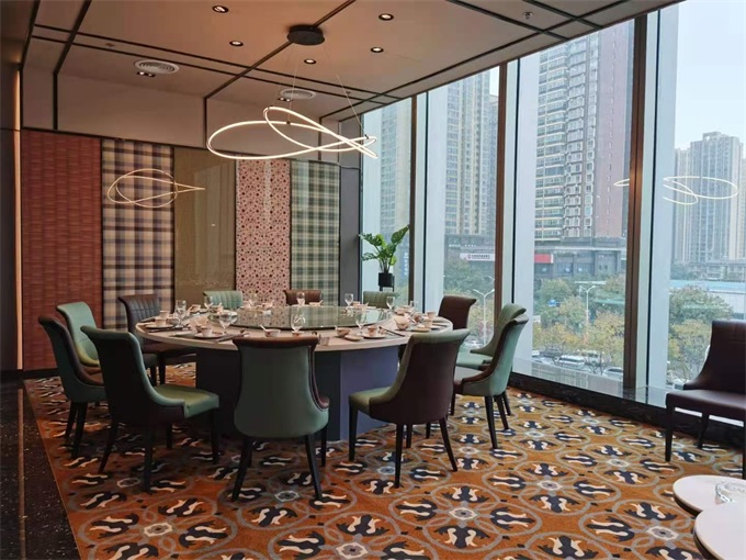 稻香餐廳特色實（shí）木卡座桌椅