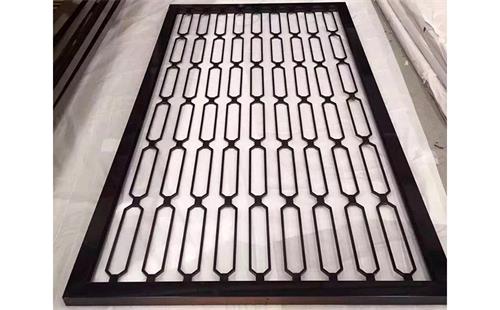 金屬拉絲（sī）不鏽（xiù）鋼屏風