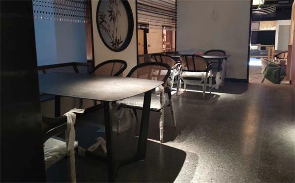 餐廳家（jiā）具