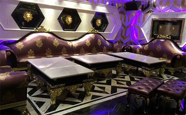 酒（jiǔ）吧（ba）茶幾沙發