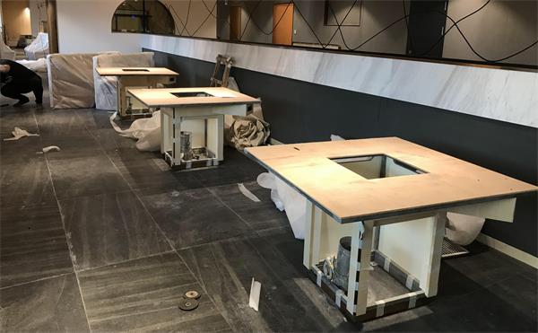十大黄色软件官方版家具工程部（bù）海底撈火鍋桌安裝現場