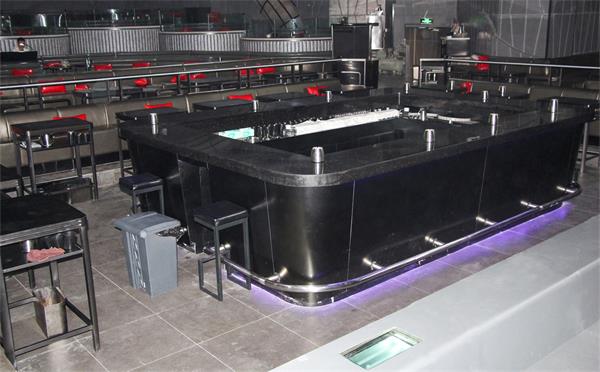 酒（jiǔ）吧家具