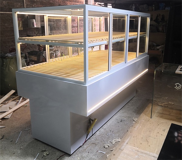 麵（miàn）包（bāo）展示（shì）櫃