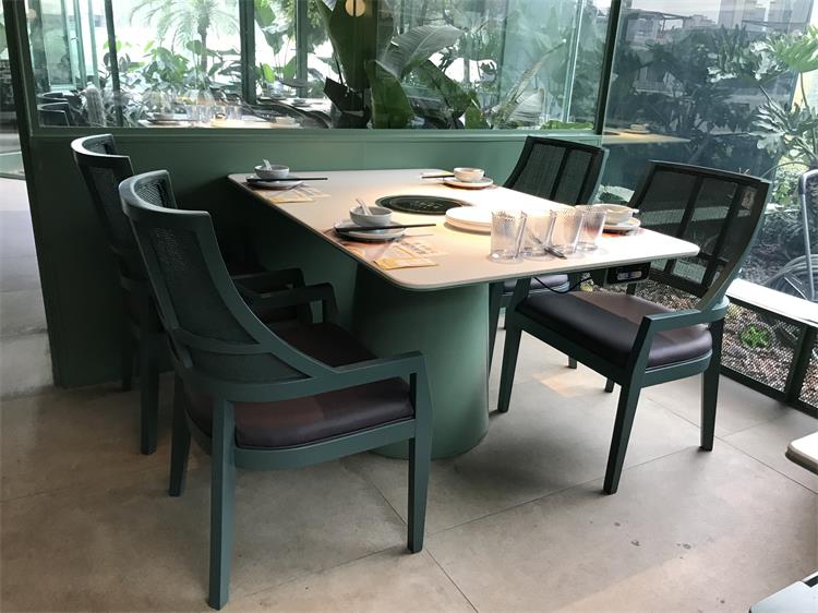 泰式火鍋桌椅（yǐ）