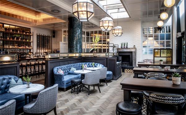 酒吧桌椅（yǐ）