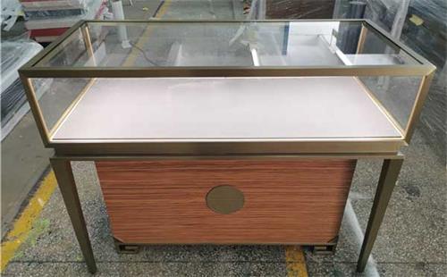 不鏽鋼玻璃（lí）珠寶展示櫃