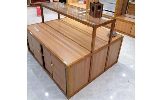 玻璃（lí）珠寶展示櫃