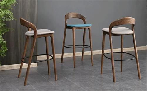 北歐簡約實（shí）木酒吧椅