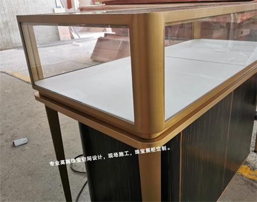 珠（zhū）寶展（zhǎn）示櫃台