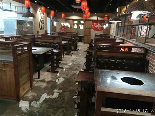 麻辣風（fēng）雲重（chóng）慶（qìng）老（lǎo）火鍋（guō）中山店