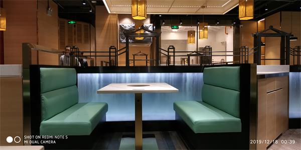 八合裏海記火鍋桌椅